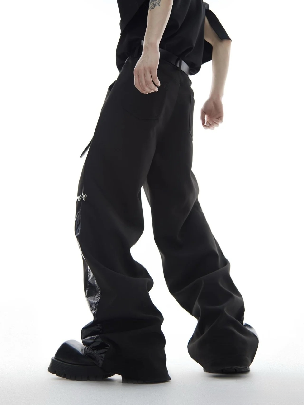 【ArguE CulturE】レザー切り替え スラックス