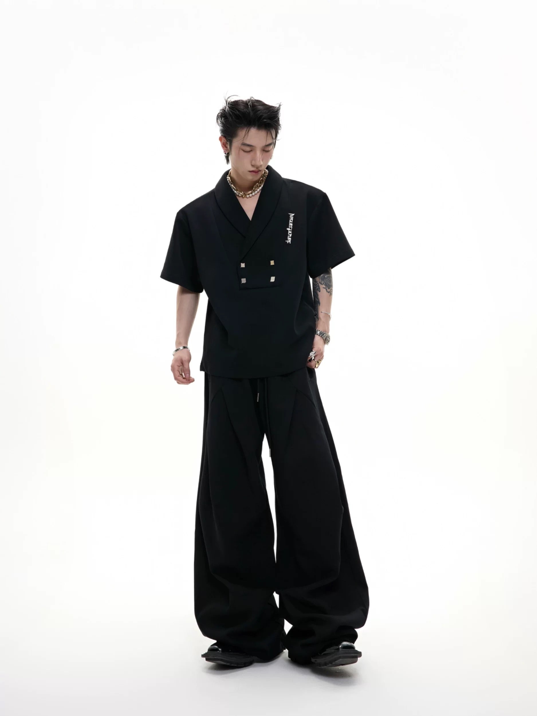 【ArguE CulturE】Vネックデザイン 半袖セットアップ / ワイドスウェットパンツ